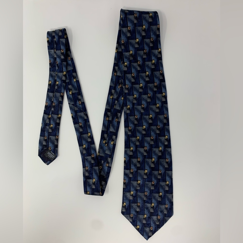 Jeffrey Banks 100% Silk Men’s Blue Geometric Pattern Neck Tie H5